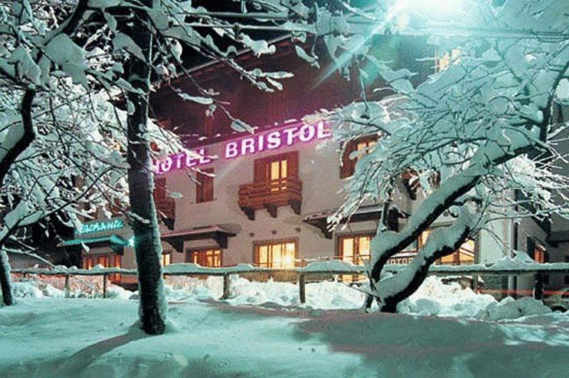 Hotel Bristol Fiumalbo Exterior photo